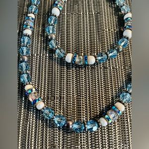 Matching necklace and bracelet set